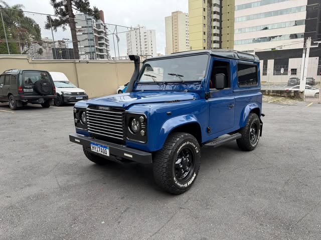 LAND ROVER DEFENDER - Imagem 7