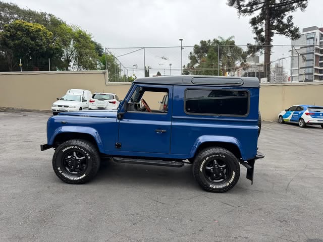 LAND ROVER DEFENDER - Imagem 9