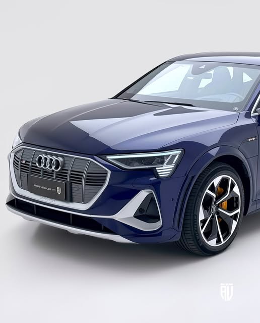 AUDI E-TRON SPORTBACK S - Imagem 3