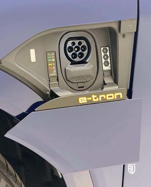 AUDI E-TRON SPORTBACK S - Imagem 5