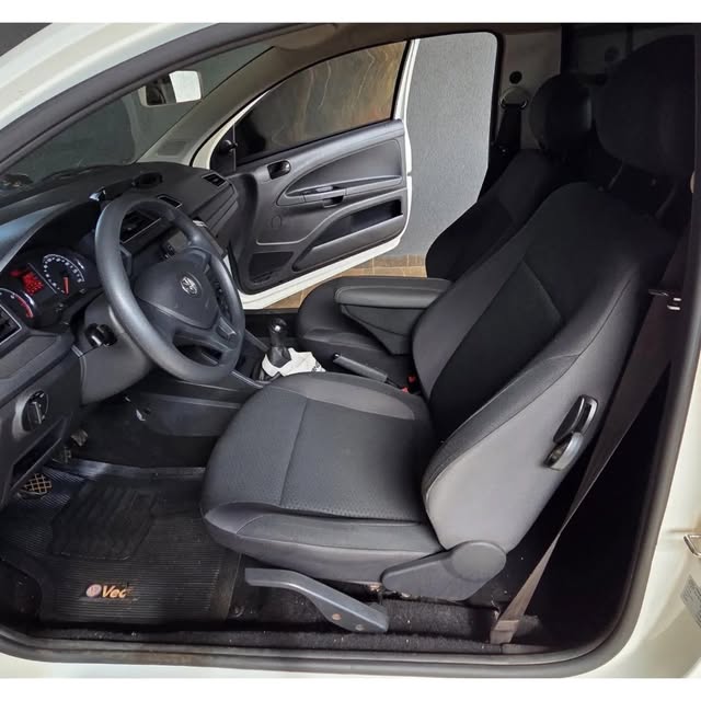 VOLKSWAGEN SAVEIRO - Imagem 5