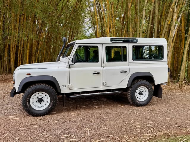 LAND ROVER DEFENDER - Imagem 8