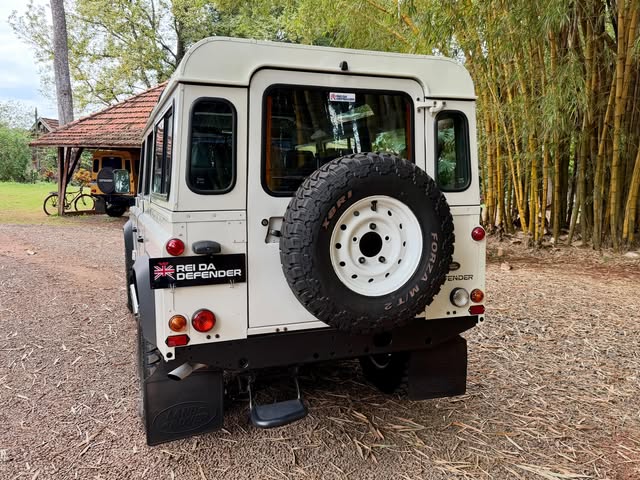 LAND ROVER DEFENDER - Imagem 9