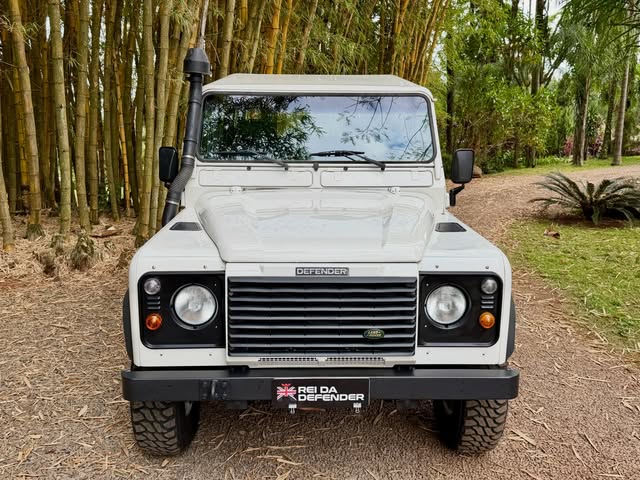 LAND ROVER DEFENDER - Imagem 10