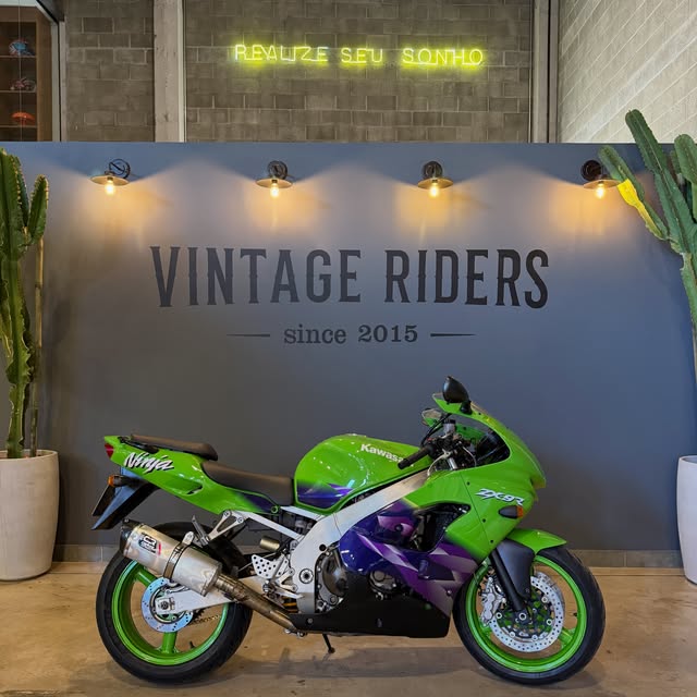 KAWASAKI ZX-9 - Imagem 1