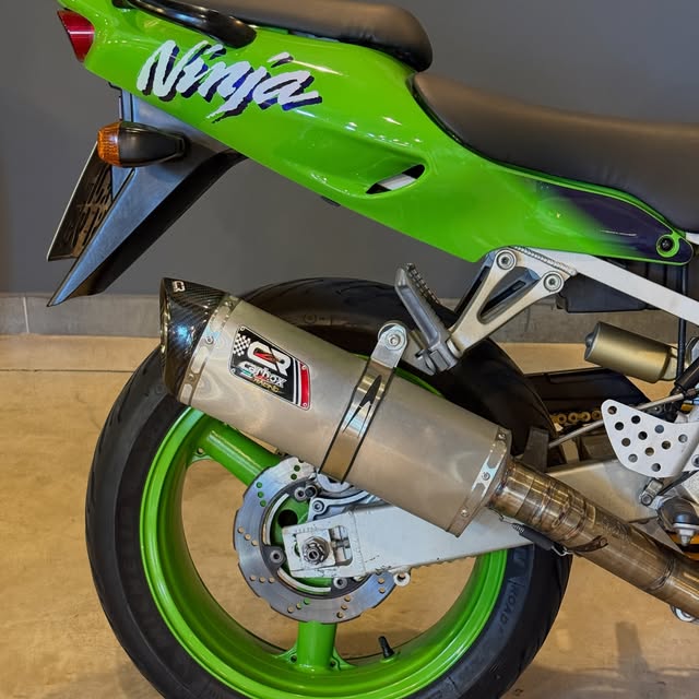 KAWASAKI ZX-9 - Imagem 5