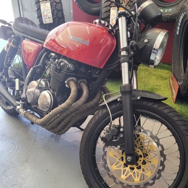 HONDA CB 400 - Imagem 3
