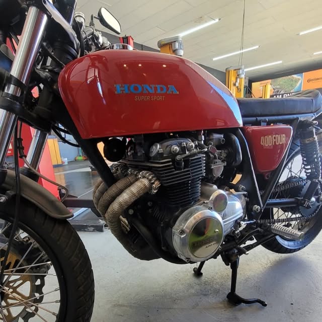 HONDA CB 400 - Imagem 7