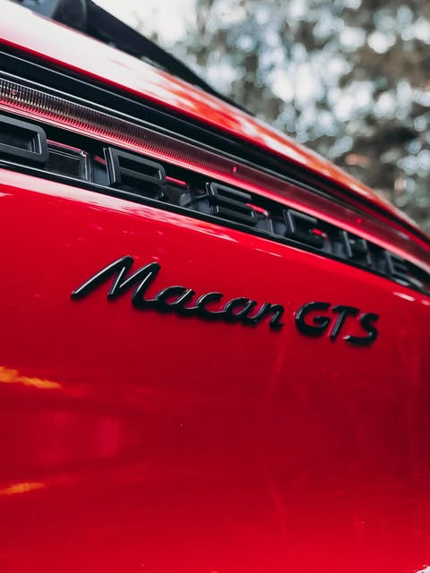 PORSCHE MACAN GTS - Imagem 1