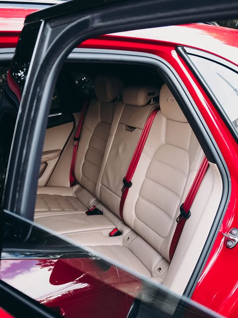 PORSCHE MACAN GTS - Imagem 19