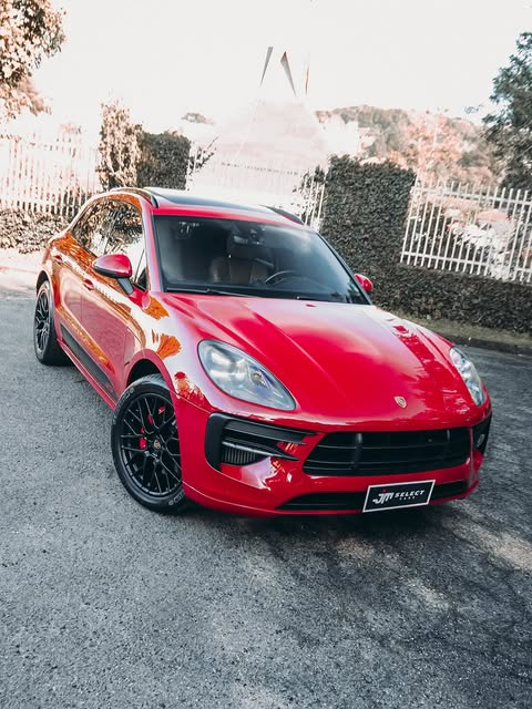 PORSCHE MACAN GTS - Imagem 3