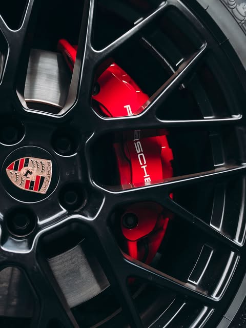 PORSCHE MACAN GTS - Imagem 6