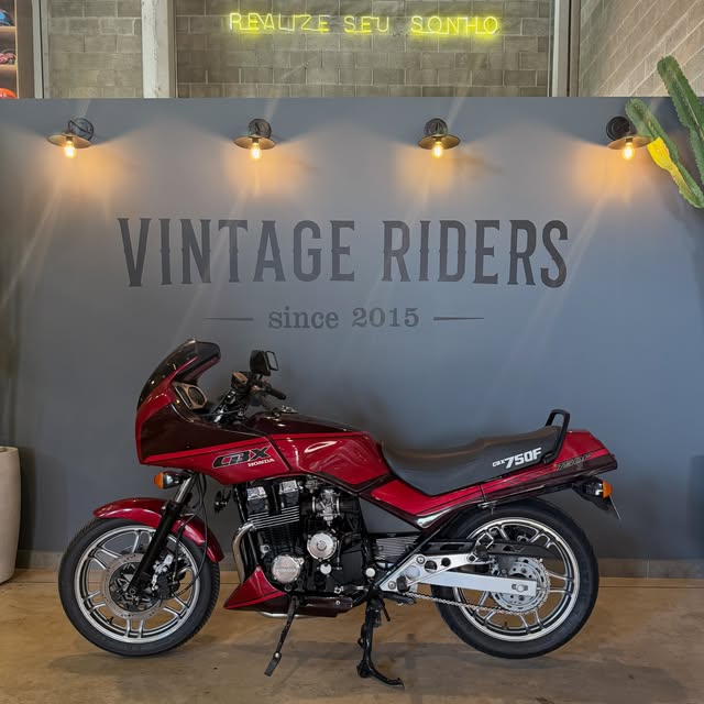HONDA CBX 750 F - Imagem 1
