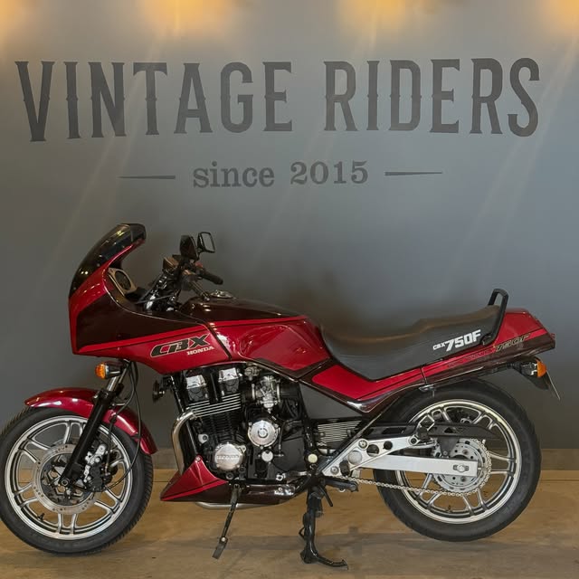 HONDA CBX 750 F - Imagem 10