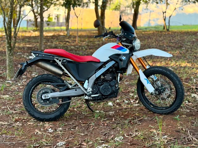 BMW X COUNTRY - Imagem 1