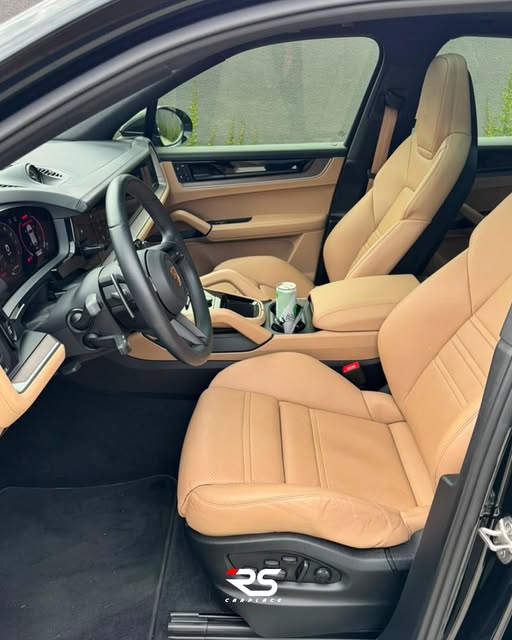 PORSCHE CAYENNE E-HYBRID - Imagem 6