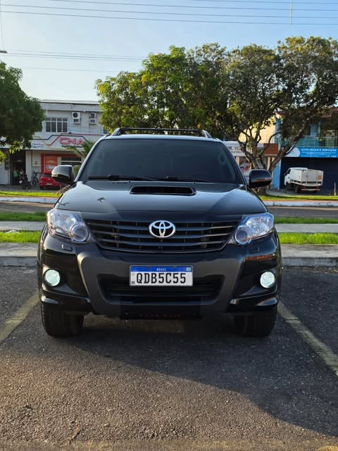 TOYOTA HILUX SRV - Imagem 6