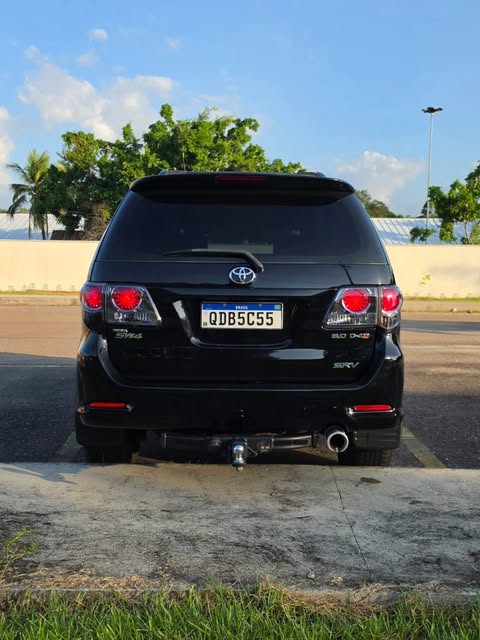 TOYOTA HILUX SRV - Imagem 7