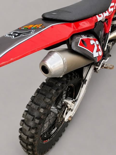 GAS GAS EC 300 - Imagem 4