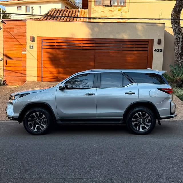 TOYOTA SW4 PLATINUM - Imagem 15