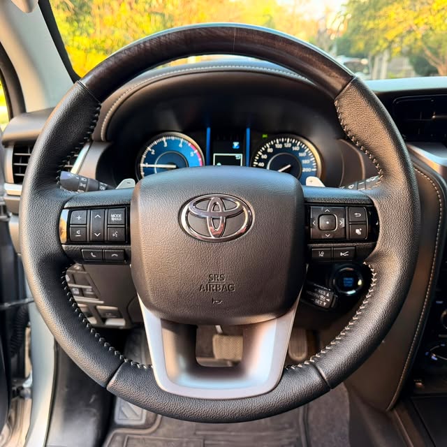 TOYOTA SW4 PLATINUM - Imagem 3