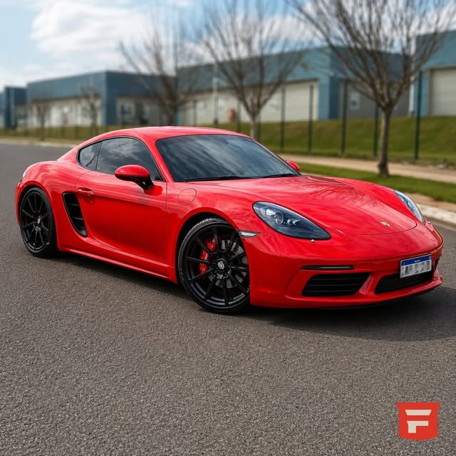 PORSCHE 718 CAYMAN S - Imagem 1