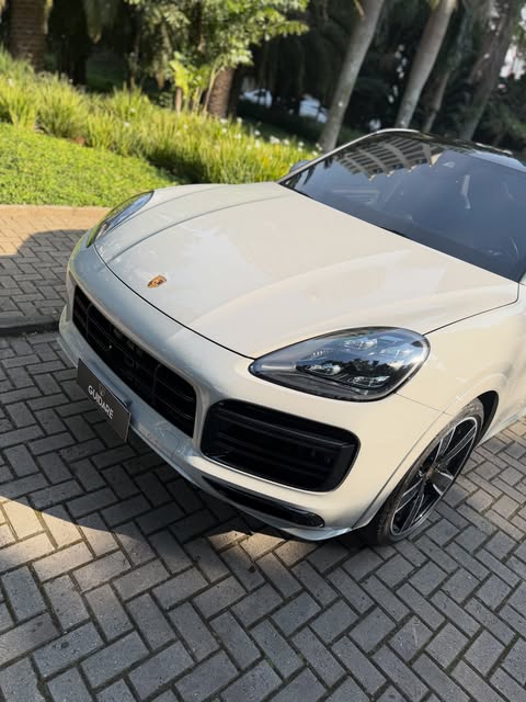 PORSCHE CAYENNE TURBO - Imagem 2