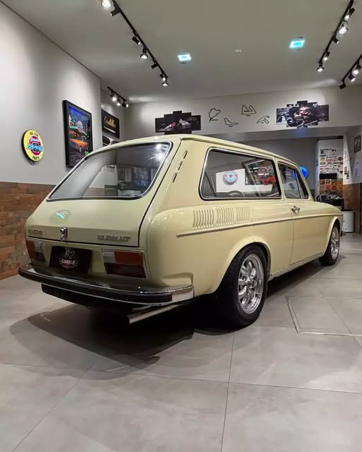 VOLKSWAGEN VARIANT - Imagem 3