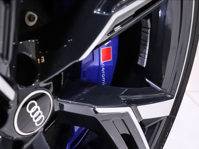 AUDI RS6 - Imagem 9