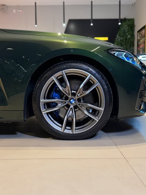 BMW M440I - Imagem 8