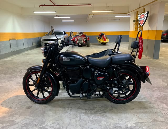 ROYAL ENFIELD CLASSIC 350 - Imagem 4