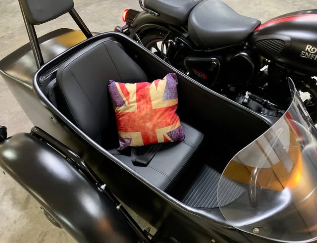 ROYAL ENFIELD CLASSIC 350 - Imagem 5