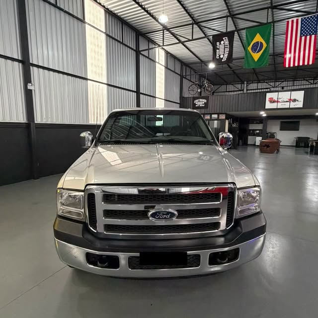 FORD F-250 XL-L - Imagem 3