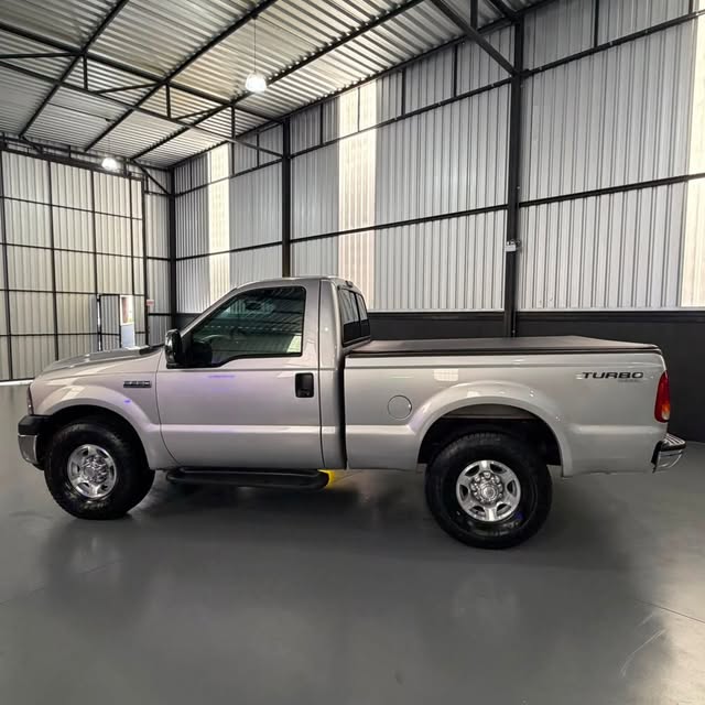 FORD F-250 XL-L - Imagem 5