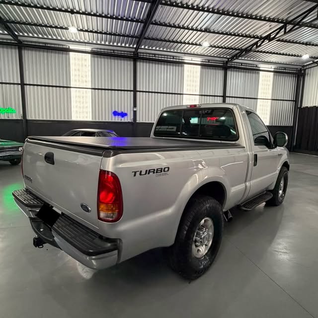 FORD F-250 XL-L - Imagem 6