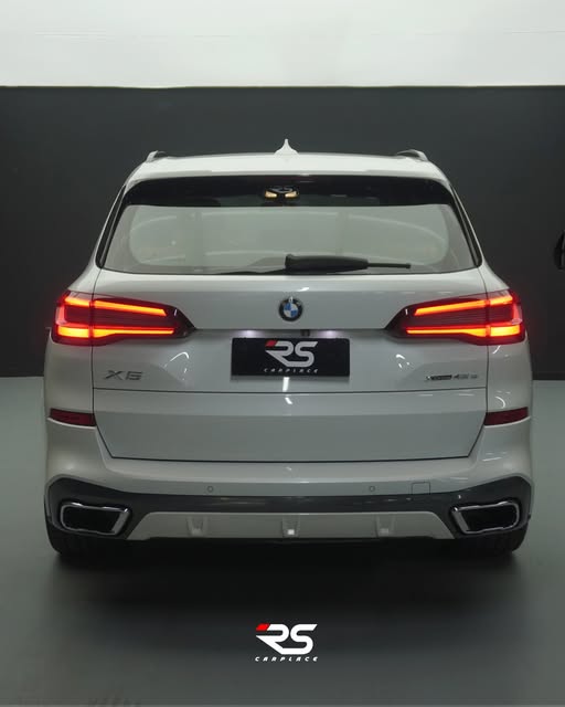 BMW X5 M SPORT HYBRID - Imagem 9