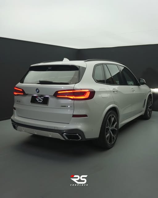 BMW X5 M SPORT HYBRID - Imagem 10