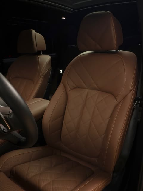 BMW X5 XDRIVE50E - Imagem 6