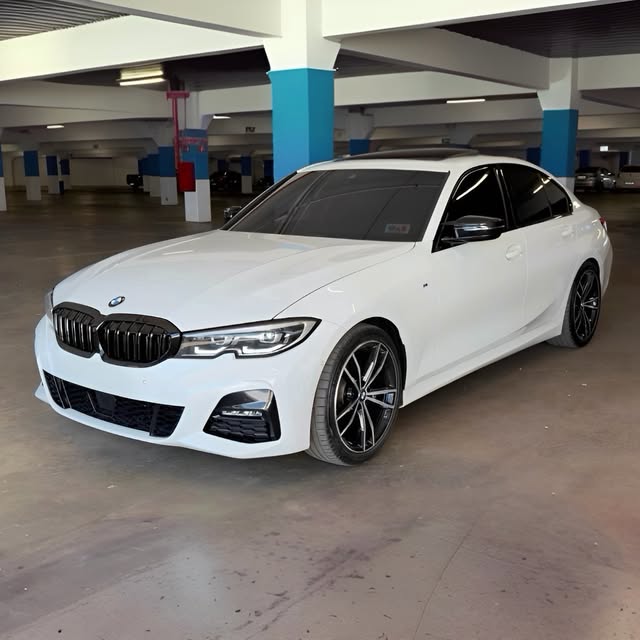 BMW 320I M SPORT - Imagem 2