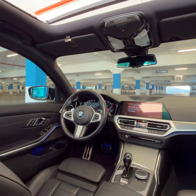 BMW 320I M SPORT - Imagem 8
