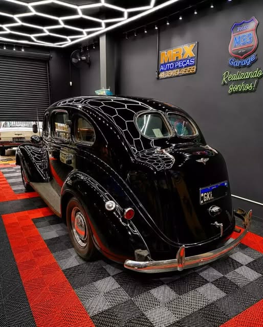 PLYMOUTH DELUXE - Imagem 3