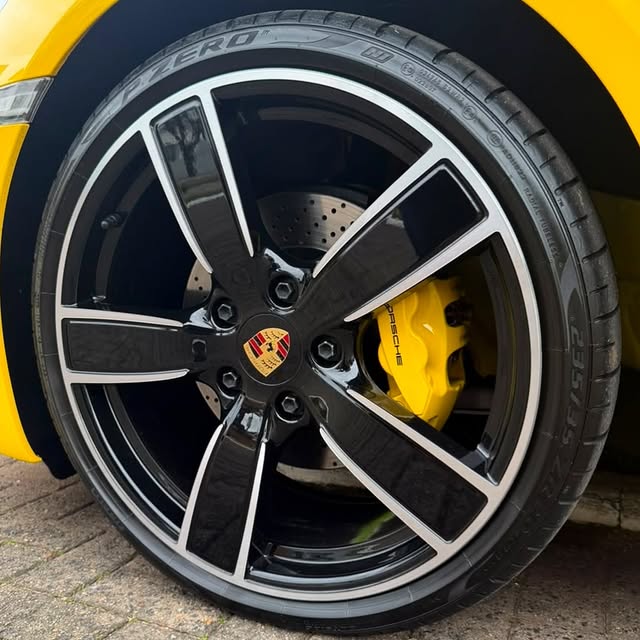 PORSCHE 718 BOXSTER 2.0 TURBO - Imagem 10
