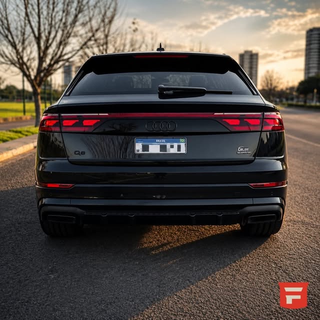 AUDI Q8 PERFORMANCE BLACK - Imagem 2