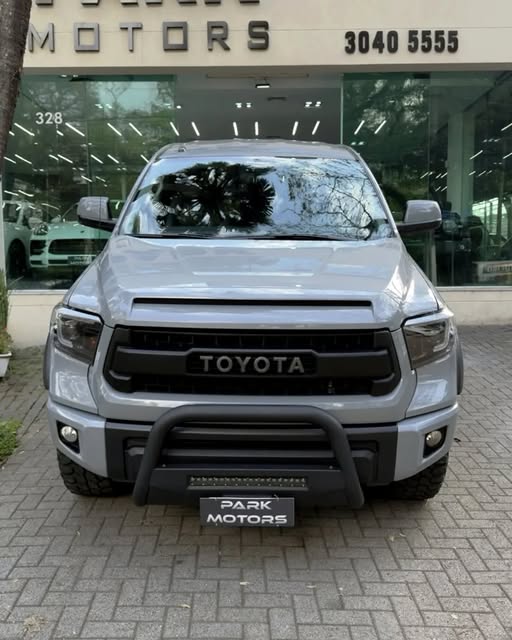 TOYOTA TUNDRA TRD PRO - Imagem 3