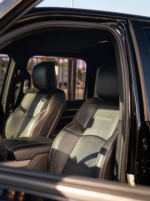 RAM 2500 LARAMIE NIGHT EDITION - Imagem 13