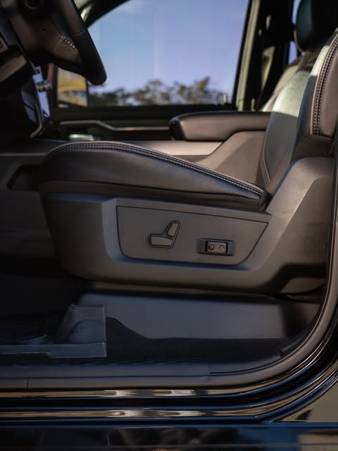 RAM 2500 LARAMIE NIGHT EDITION - Imagem 15