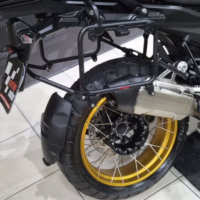 BMW GS PREMIUM TRIPLE BLACK - Imagem 6