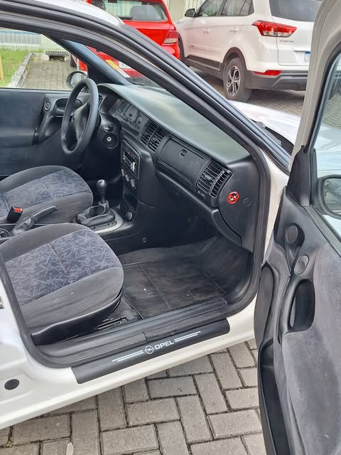 CHEVROLET VECTRA GLS 2.0 8V - Imagem 15