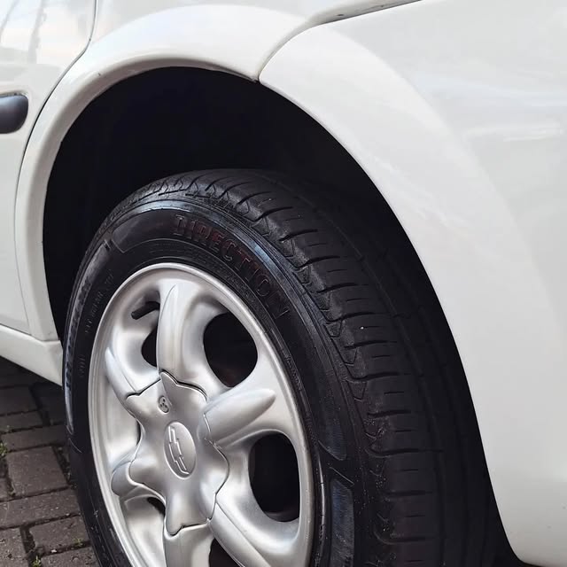 CHEVROLET VECTRA GLS 2.0 8V - Imagem 8