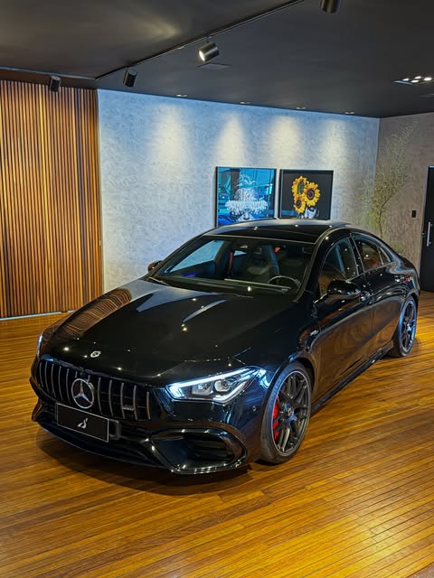 MERCEDES-BENZ CLA 45S AMG - Imagem 1